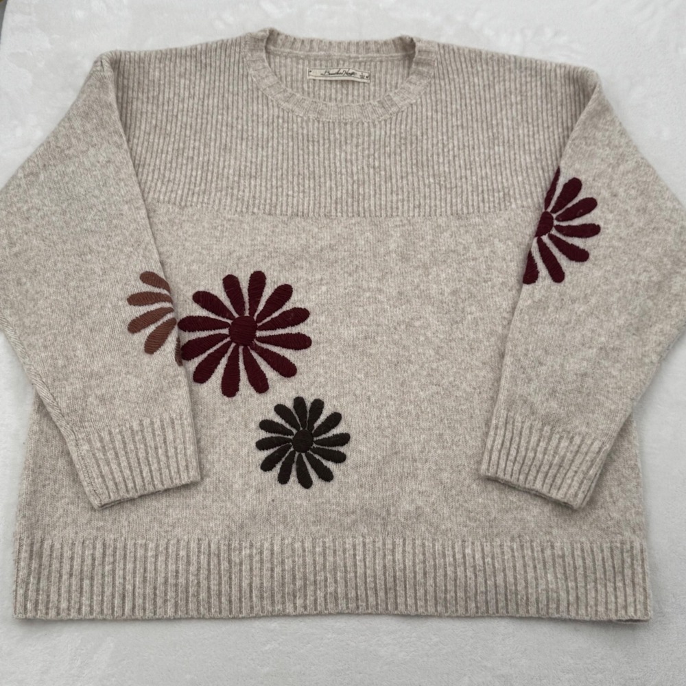 Boundless North Womens Floral Embroidered Knit Sweater Oatmeal Large Wool Blend
